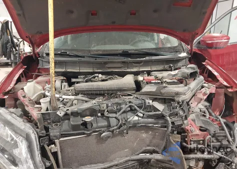 2014 Nissan Rogue S z USA, uszkodzony, nr VIN 5N1AT2MK5EC822054